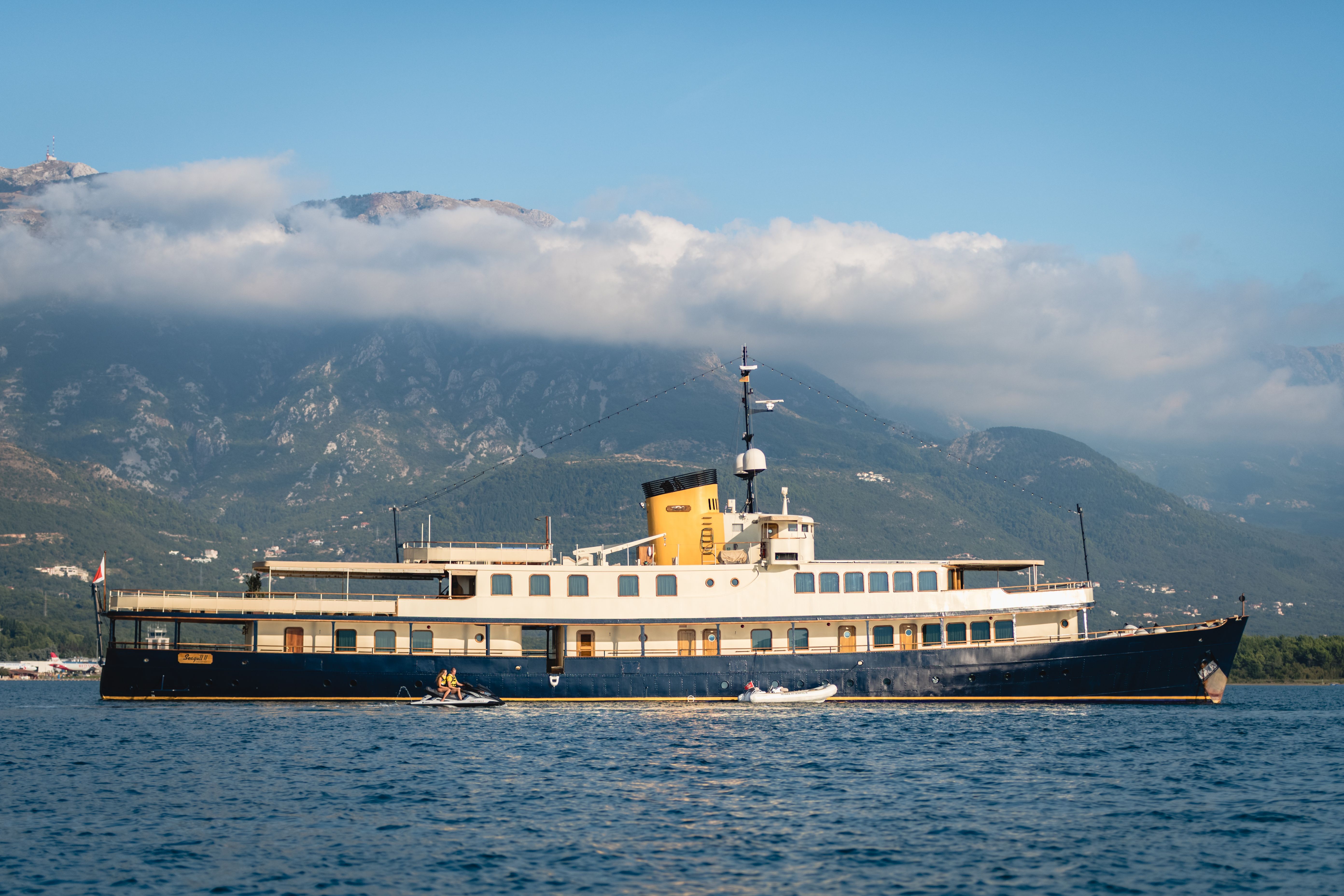 Custom Built 174 | Seagull 2