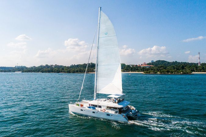 Lagoon 620 | Jyohana