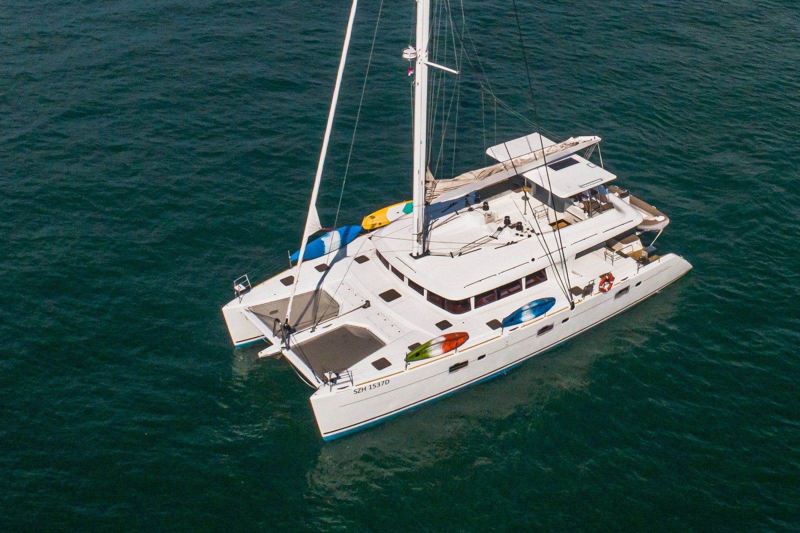 Lagoon 620 | Jyohana