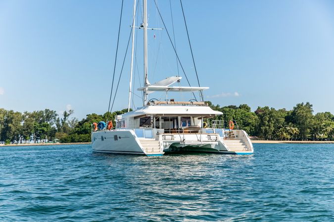 Lagoon 620 | Jyohana