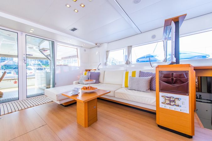 Lagoon 620 | Jyohana