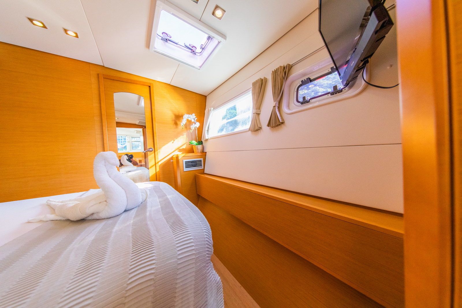 Lagoon 620 | Jyohana