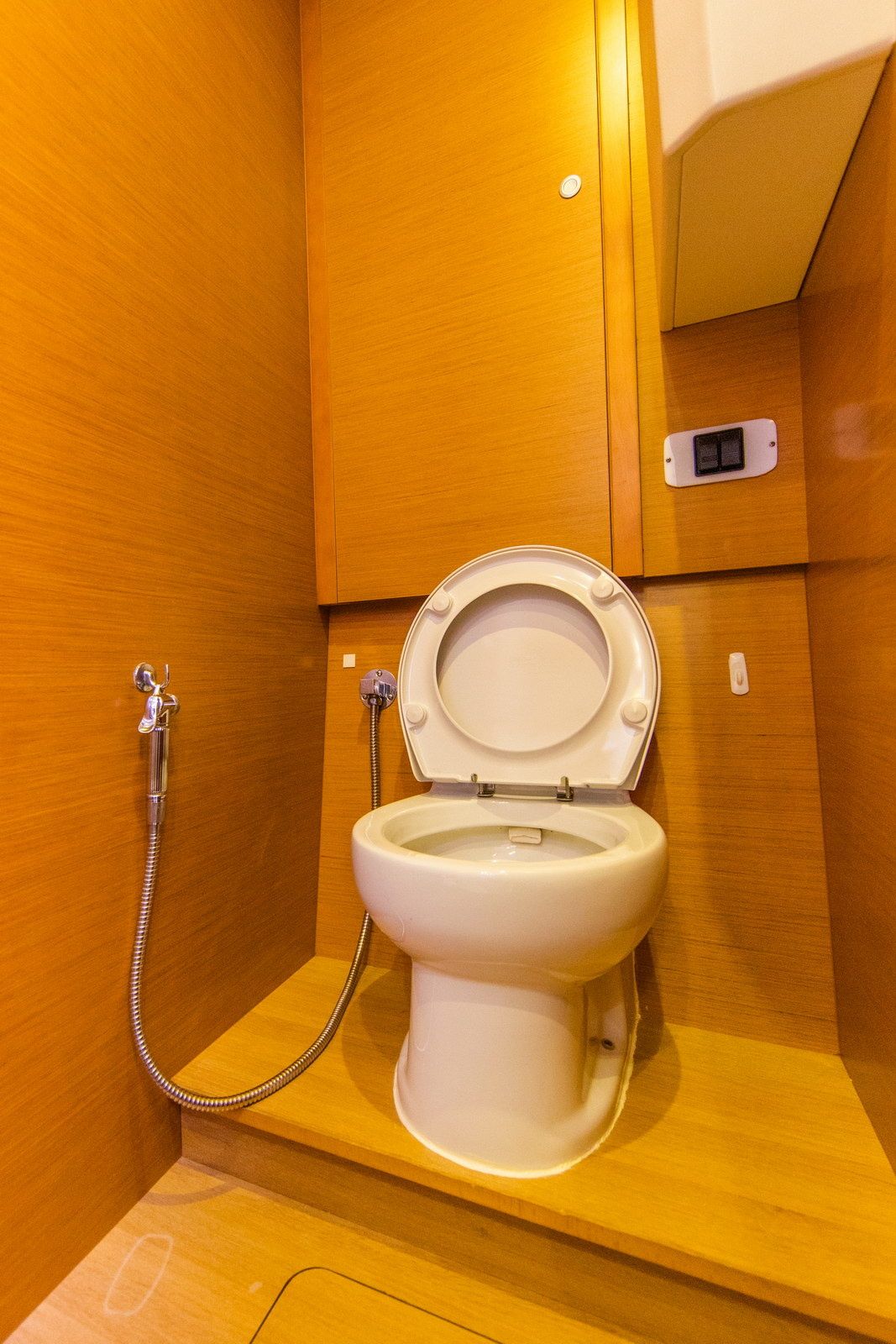 Lagoon 620 | Jyohana