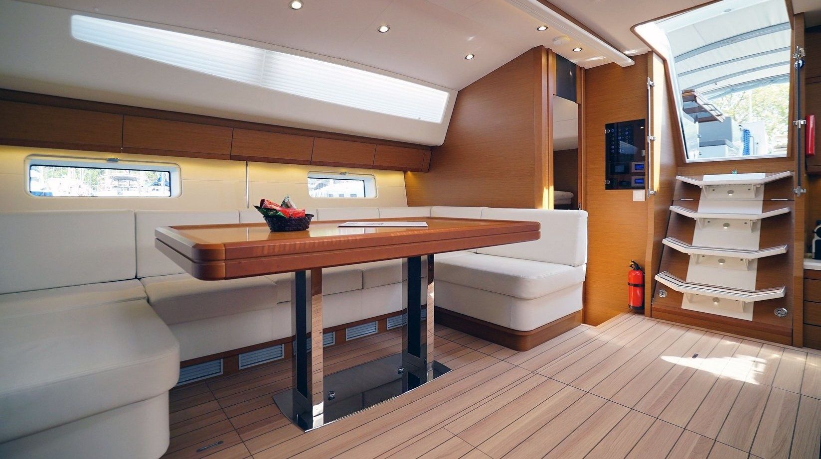 Jeanneau 64 | Freedom