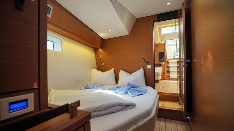 Jeanneau 64 | Freedom