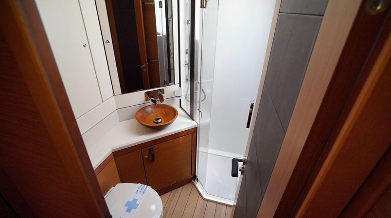 Jeanneau 64 | Freedom