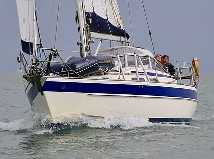 Hallberg Rassy 36 | Kasara