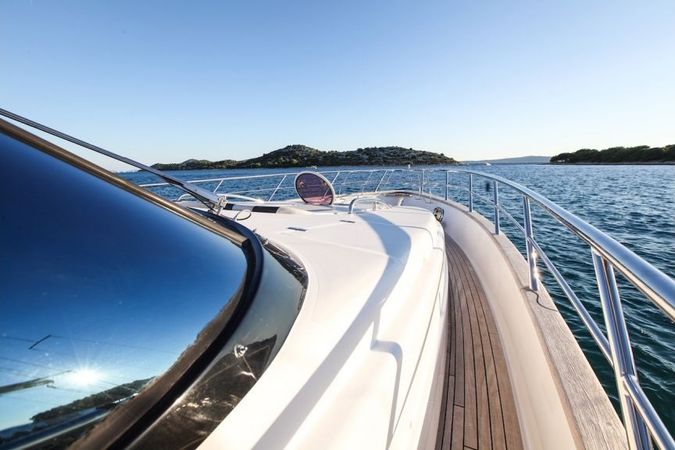 Yaretti 2210 | Mira Mare