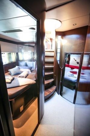 Yaretti 2210 | Mira Mare