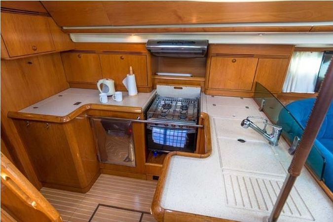 Jeanneau Sun Odyssey 54 DS | Windward Spirit