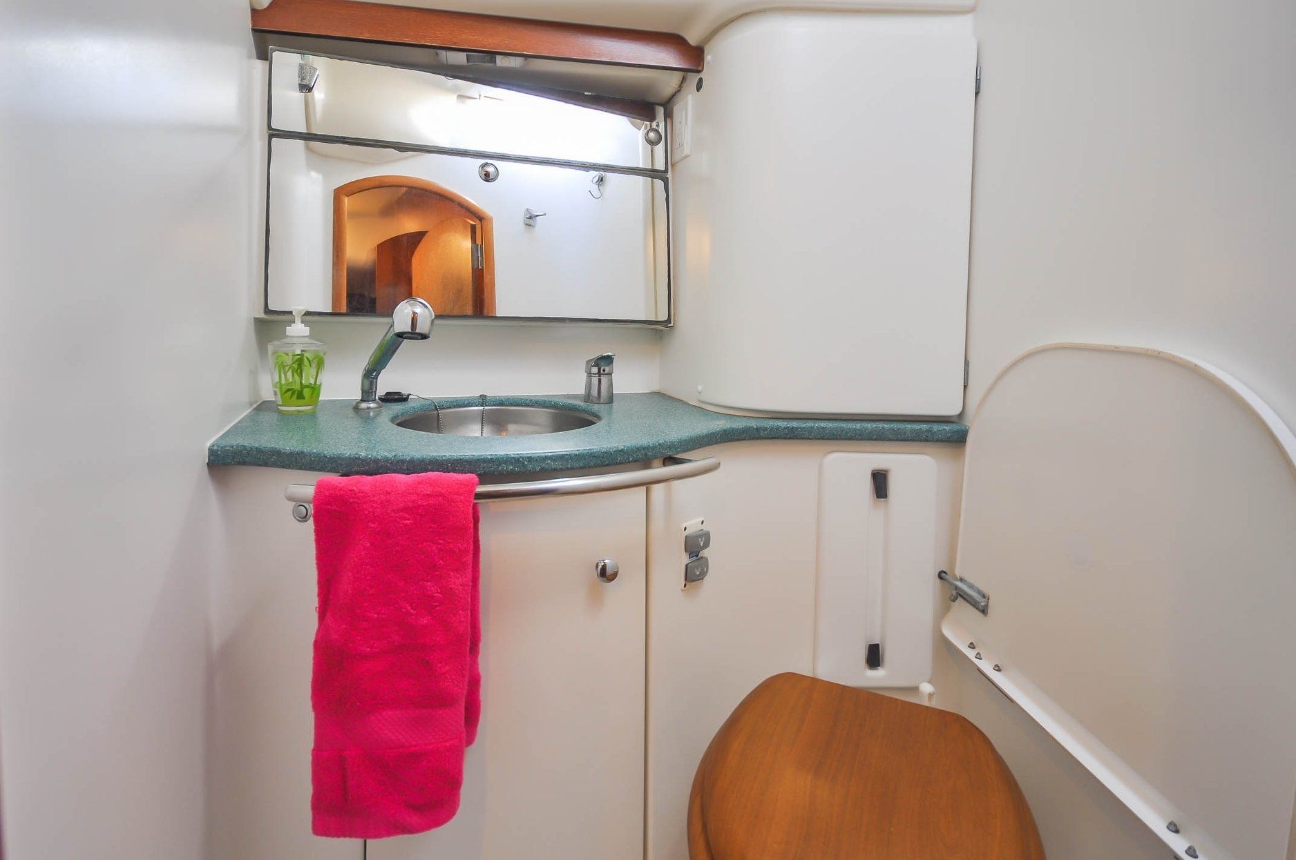 Jeanneau Sun Odyssey 54 DS | Windward Spirit