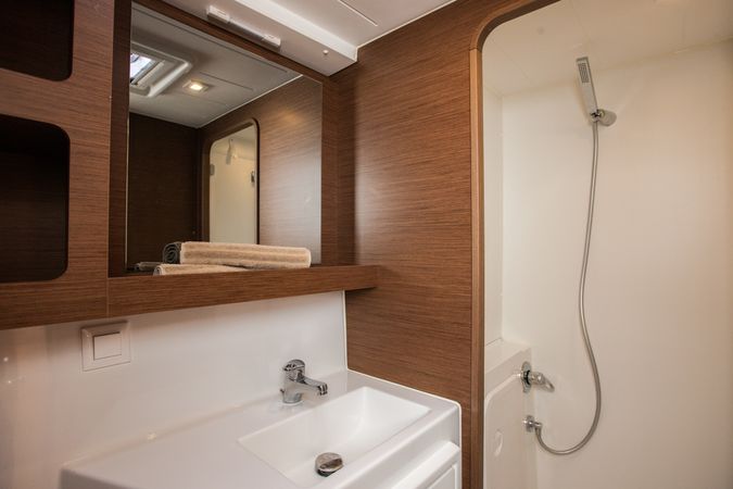 Lagoon 42 | Waterworld