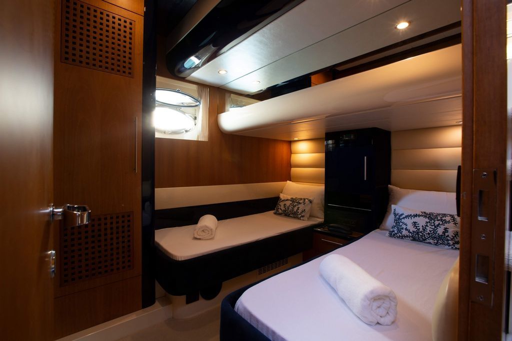 Riva 70 Dolce Vita | Aria Blue