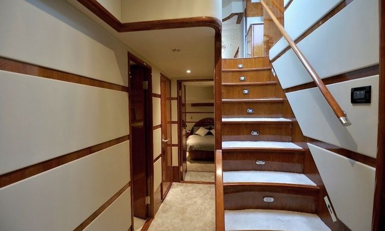 Lamberti 80 | Lady Kathryn