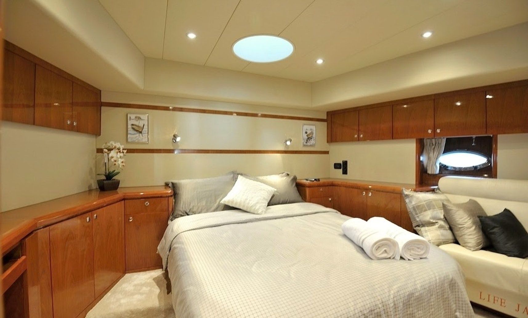 Lamberti 80 | Lady Kathryn