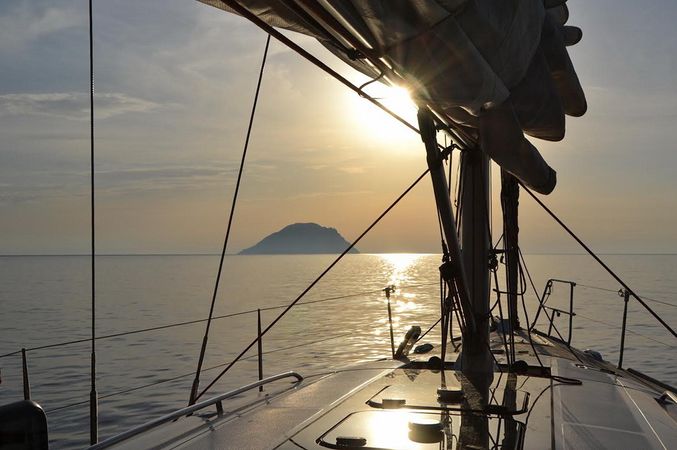 Jeanneau Sun Odyssey 49 | Easy Way
