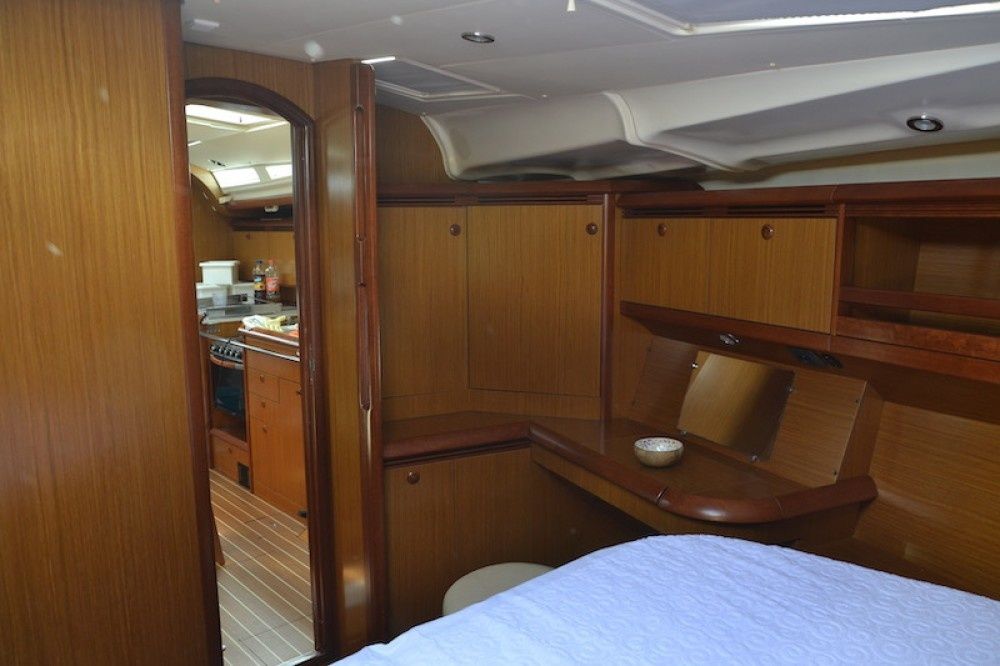 Jeanneau Sun Odyssey 49 | Easy Way