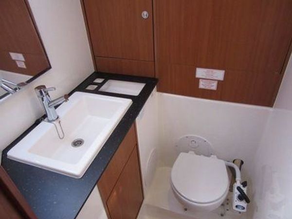 Bavaria Cruiser 40 | Meike