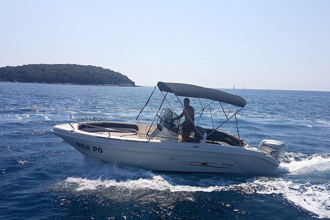 Ranieri 640 | Voyager