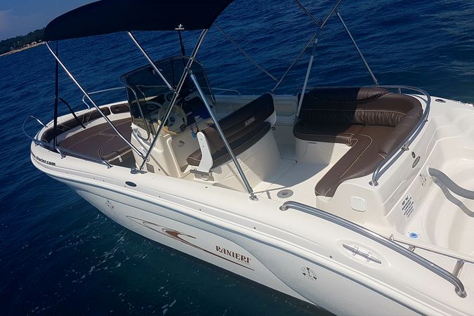 Ranieri 640 | Voyager