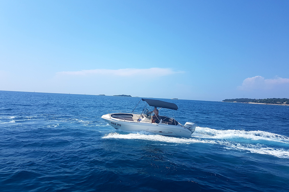 Ranieri 640 | Voyager