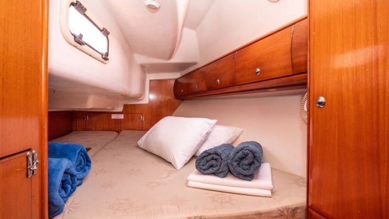 Bavaria Cruiser 32 | Lila