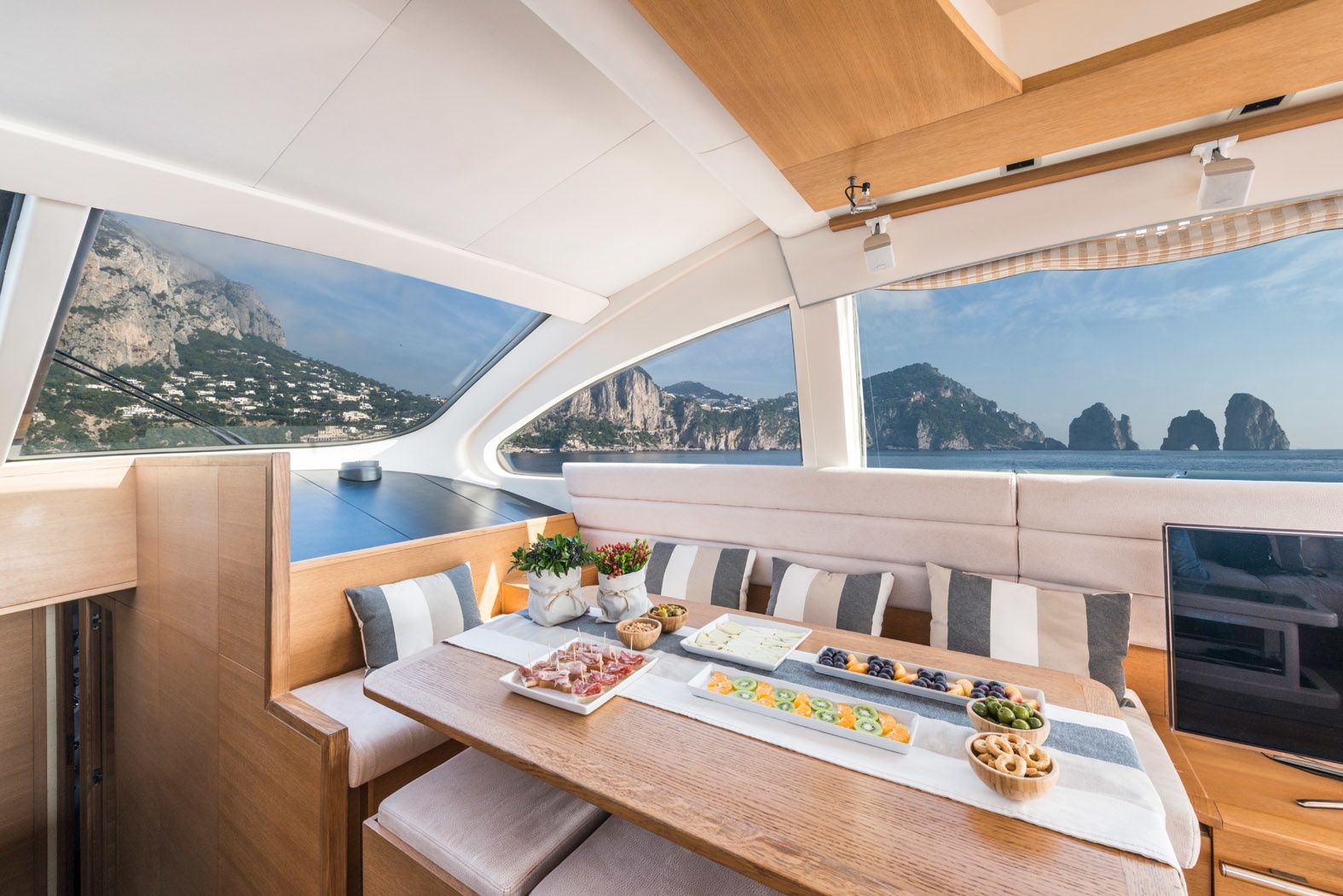 Aicon 72 | Capasecca