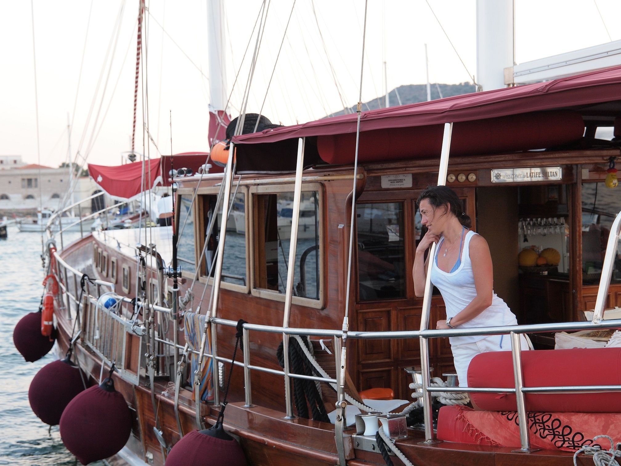 Custom Built 79 | Latife Sultan