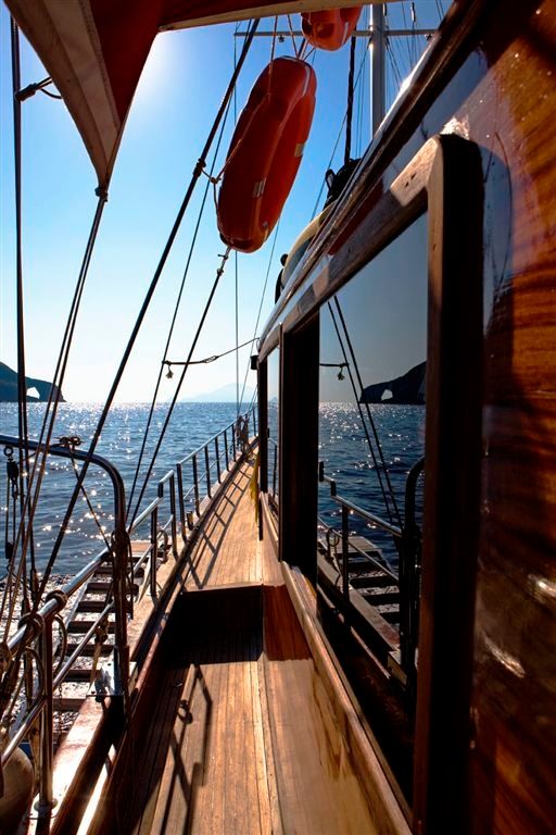 Custom Built 79 | Latife Sultan