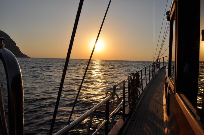 Custom Built 79 | Latife Sultan