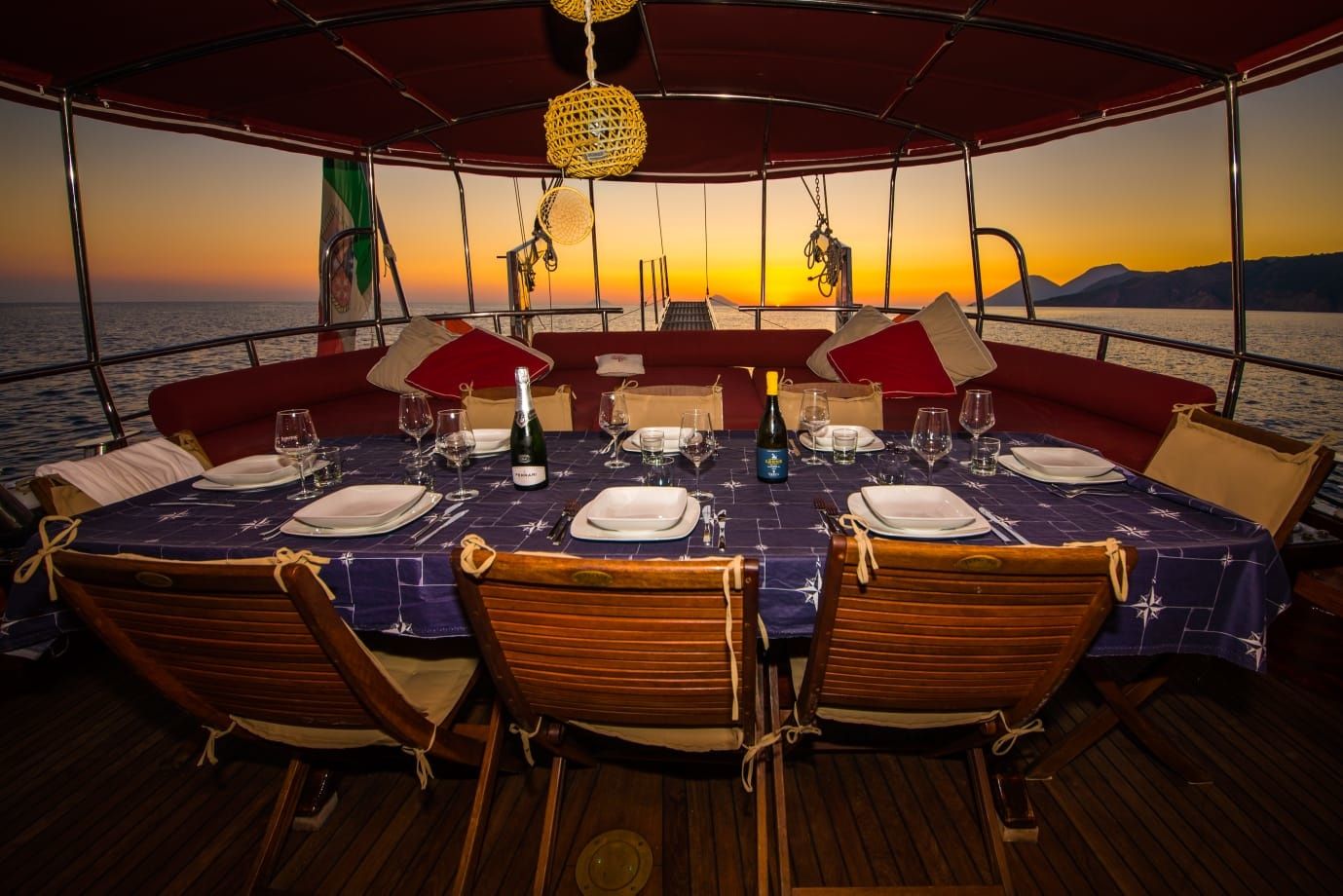 Custom Built 79 | Latife Sultan