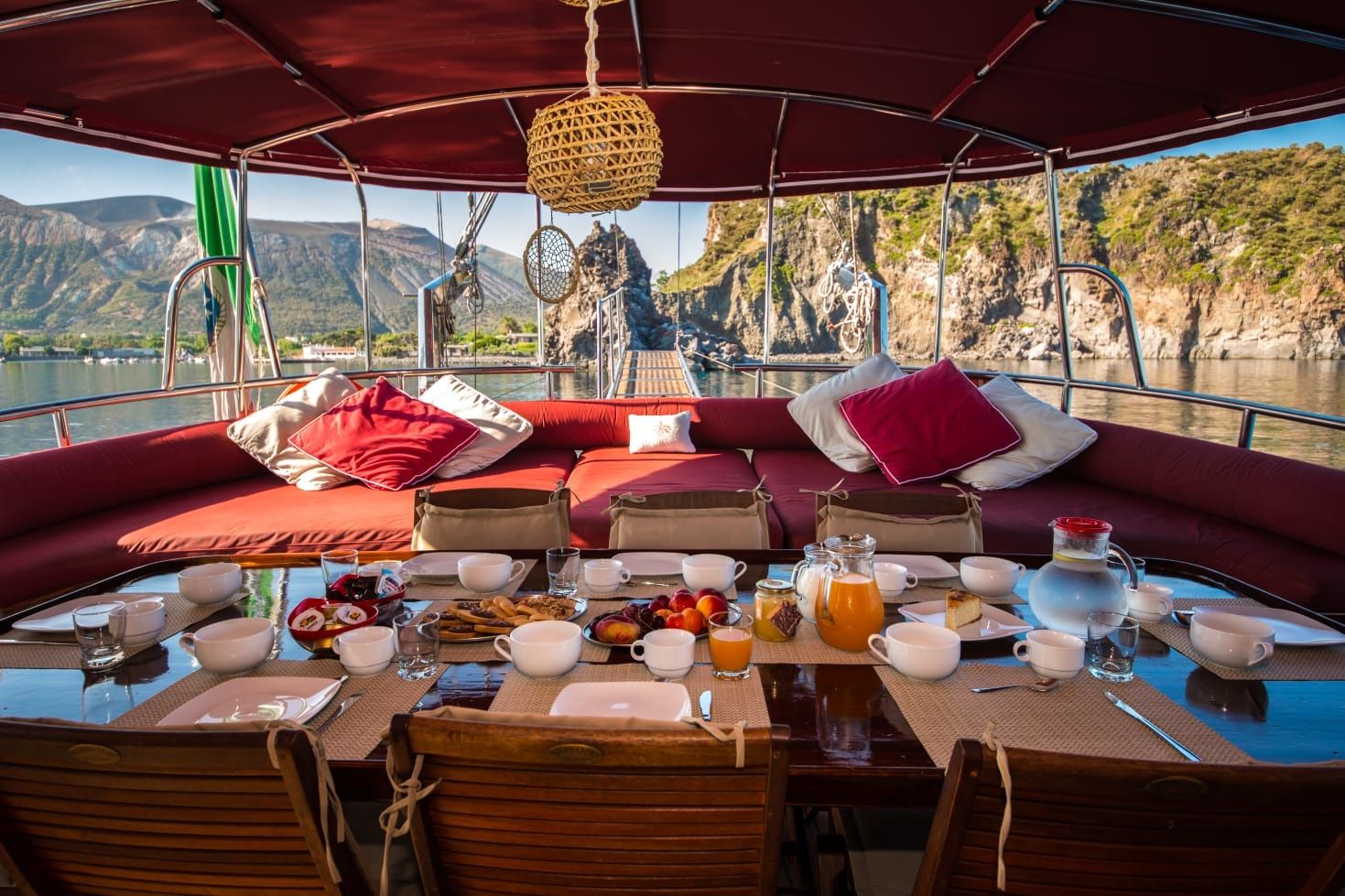 Custom Built 79 | Latife Sultan