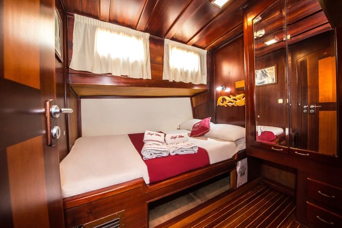 Custom Built 79 | Latife Sultan