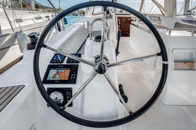 Beneteau Oceanis 38.1 | Harmonia