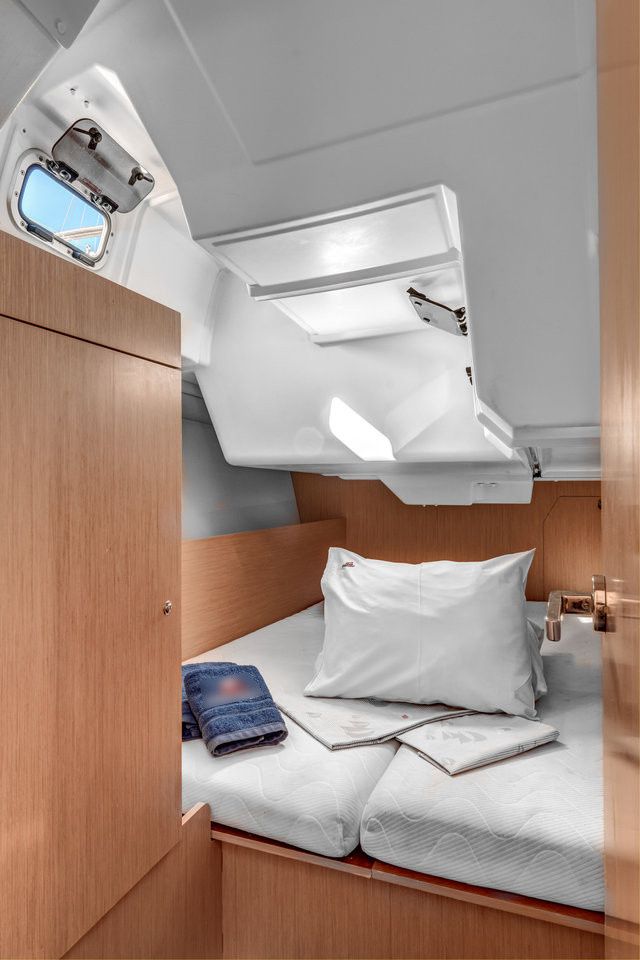 Beneteau Oceanis 38.1 | Harmonia