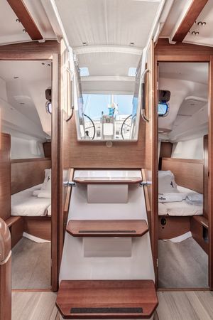 Jeanneau Sun Odyssey 349 | Afrodite