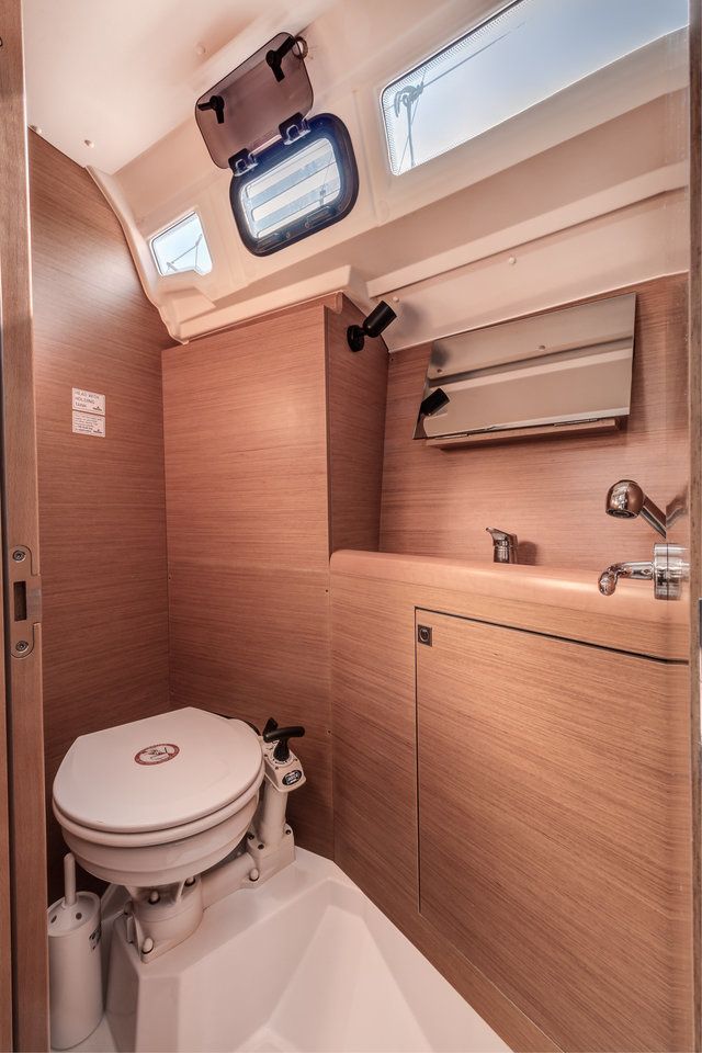 Jeanneau Sun Odyssey 349 | Afrodite