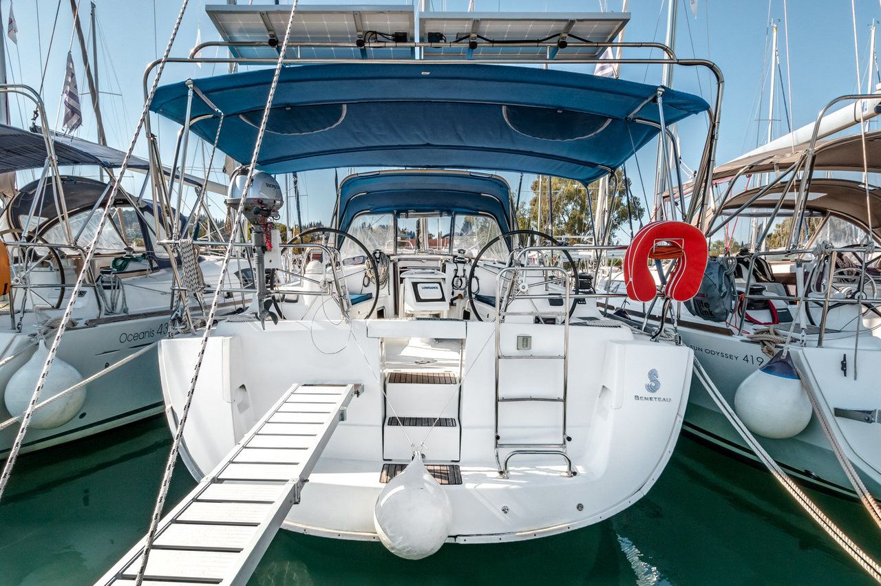 Beneteau Oceanis 43 | Twins