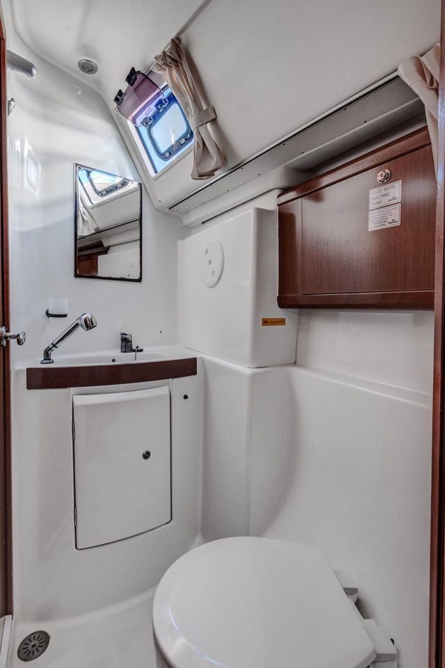 Beneteau Oceanis 43 | Twins