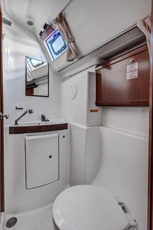 Beneteau Oceanis 43 | Twins