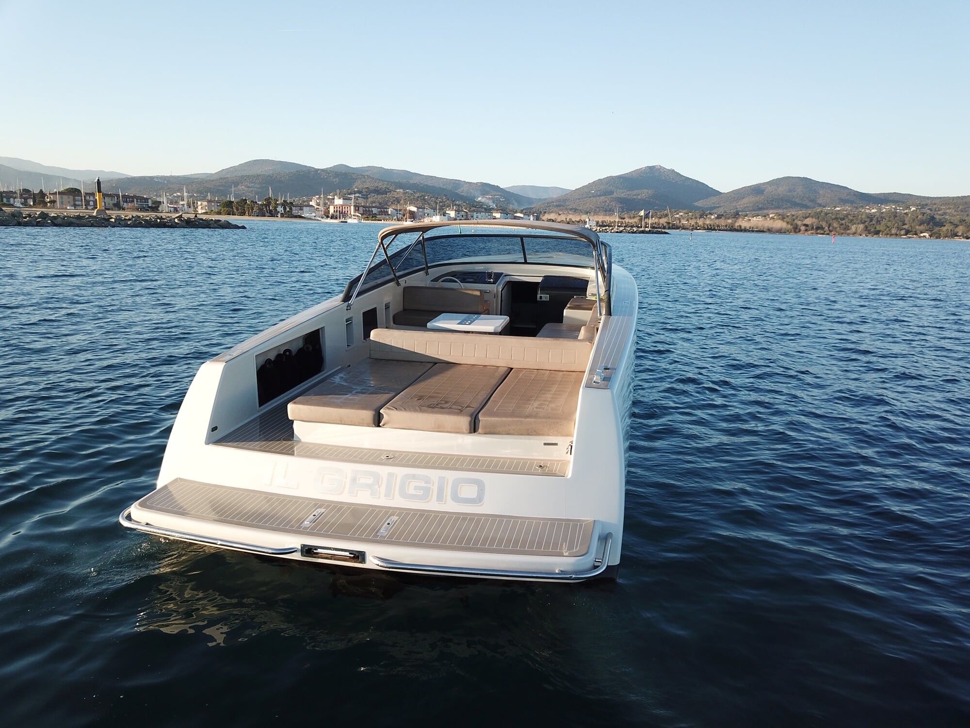 Van Dutch 40 | Il Grigio