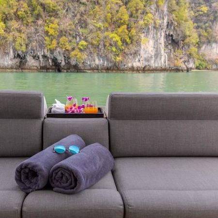 Azimut 55 | Pillars Spirit