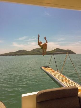 Azimut 55 | Pillars Spirit