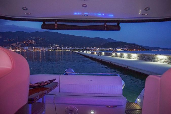 Cruiser Yachts Cantius 45 | Themis 4
