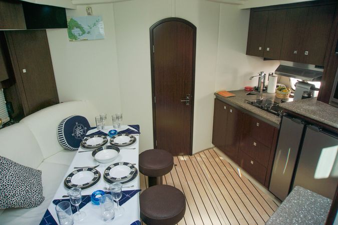 Cruiser Yachts Cantius 45 | Themis 4