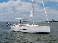 Dufour 360 (2020)