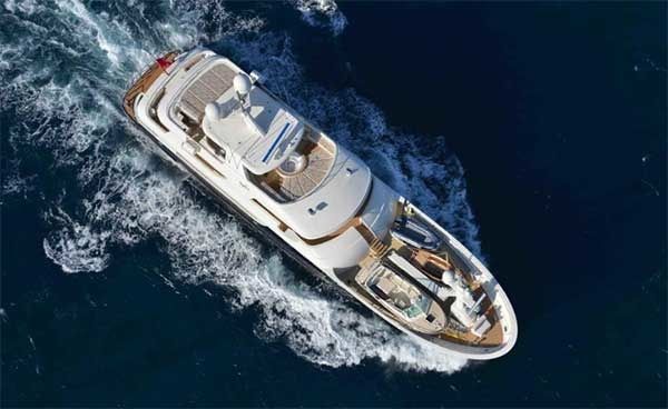 Newcastle Marine 128 | Safira