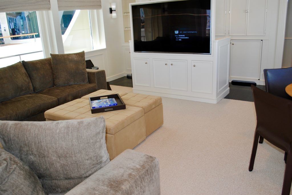 Newcastle Marine 128 | Safira