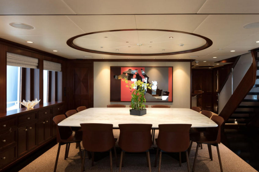 Newcastle Marine 128 | Safira