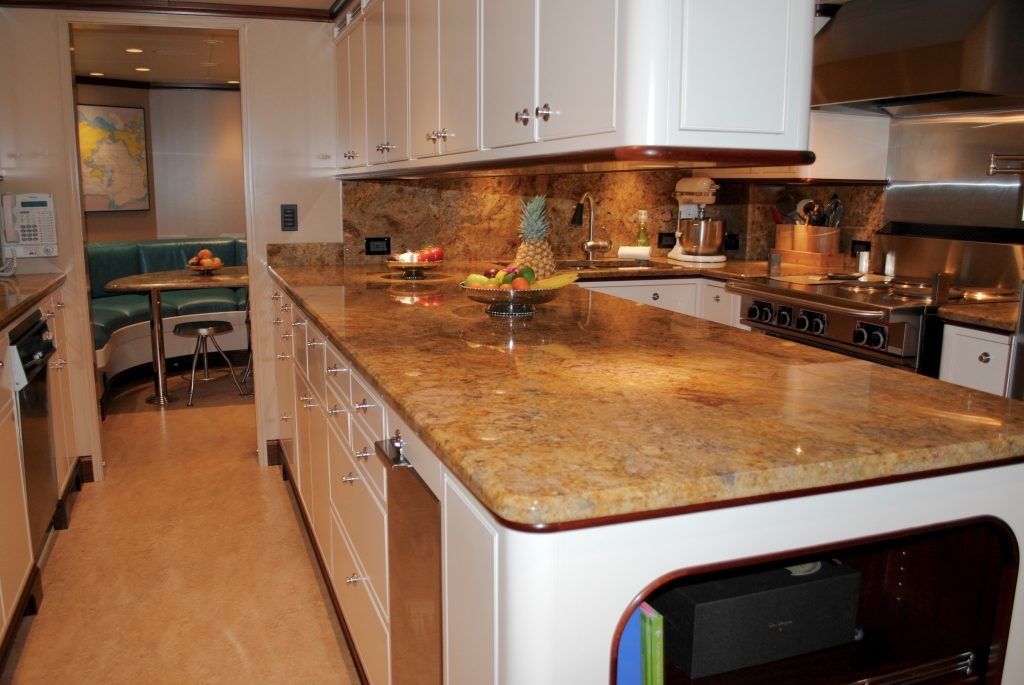 Newcastle Marine 128 | Safira